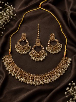 Kundan Champagne Choker Set with Matching Earrings and Maang Tikka